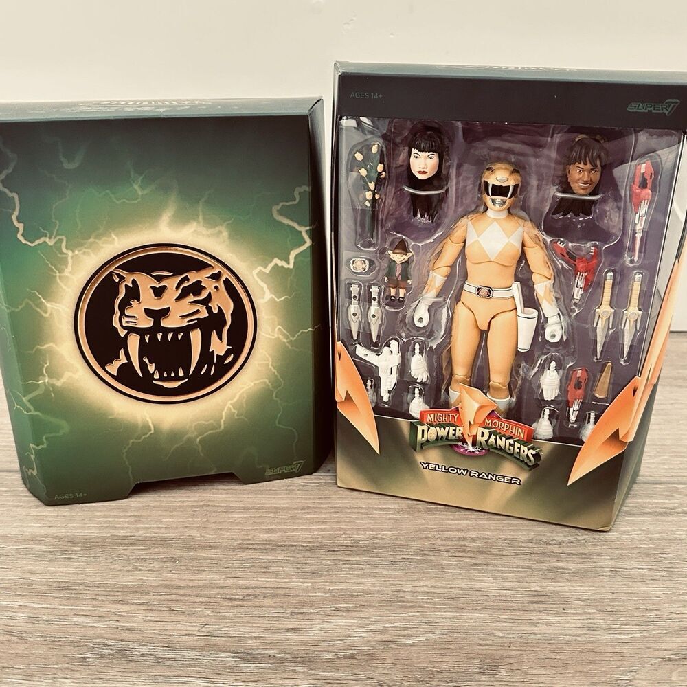 Yellow Ranger Ultimates Super7 Mighty Morphin Power Rangers Figure MMPR SEALED
